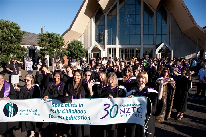 1111 NZTC 2012 Graduation hi res-88